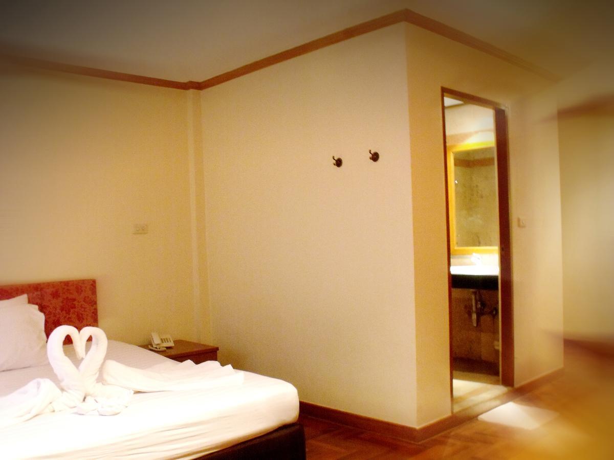 Bbb Inn بانكوك الغرفة الصورة